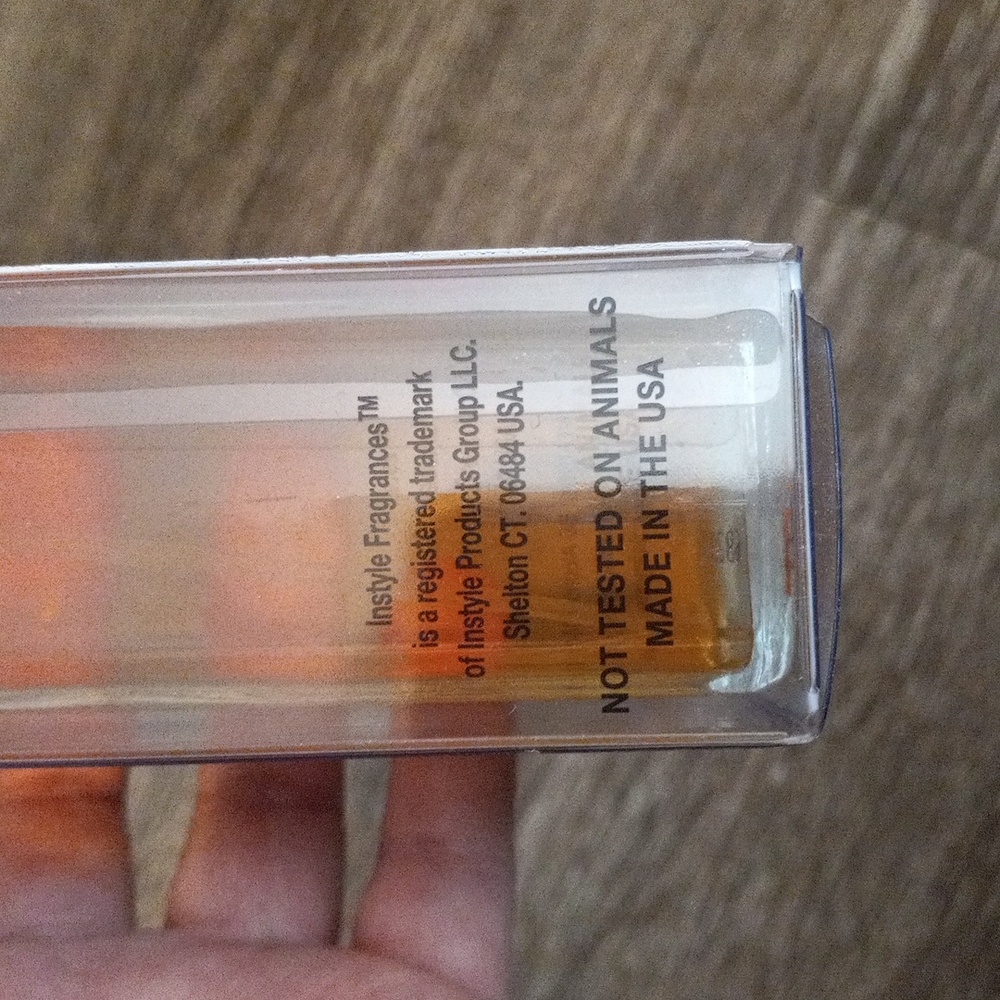 Ladies perfume - Picture 2 of 4
